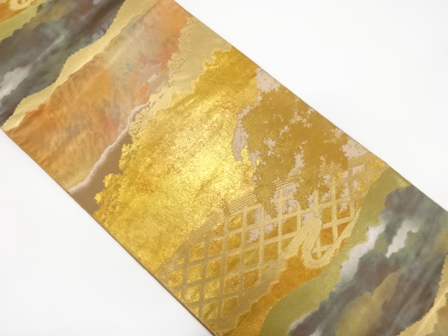 服部織物製　こはく錦光悦垣・寺院風景模様織出し袋帯